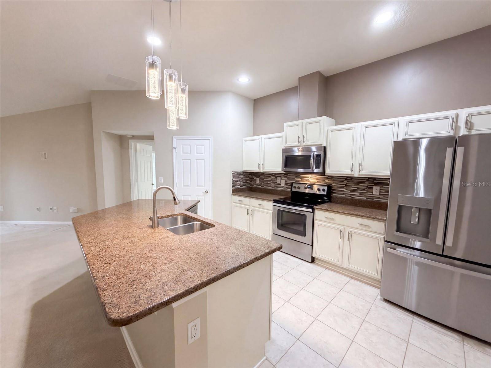 120 PRESTWICK GRANDE DR, Daytona Beach, FL 32124