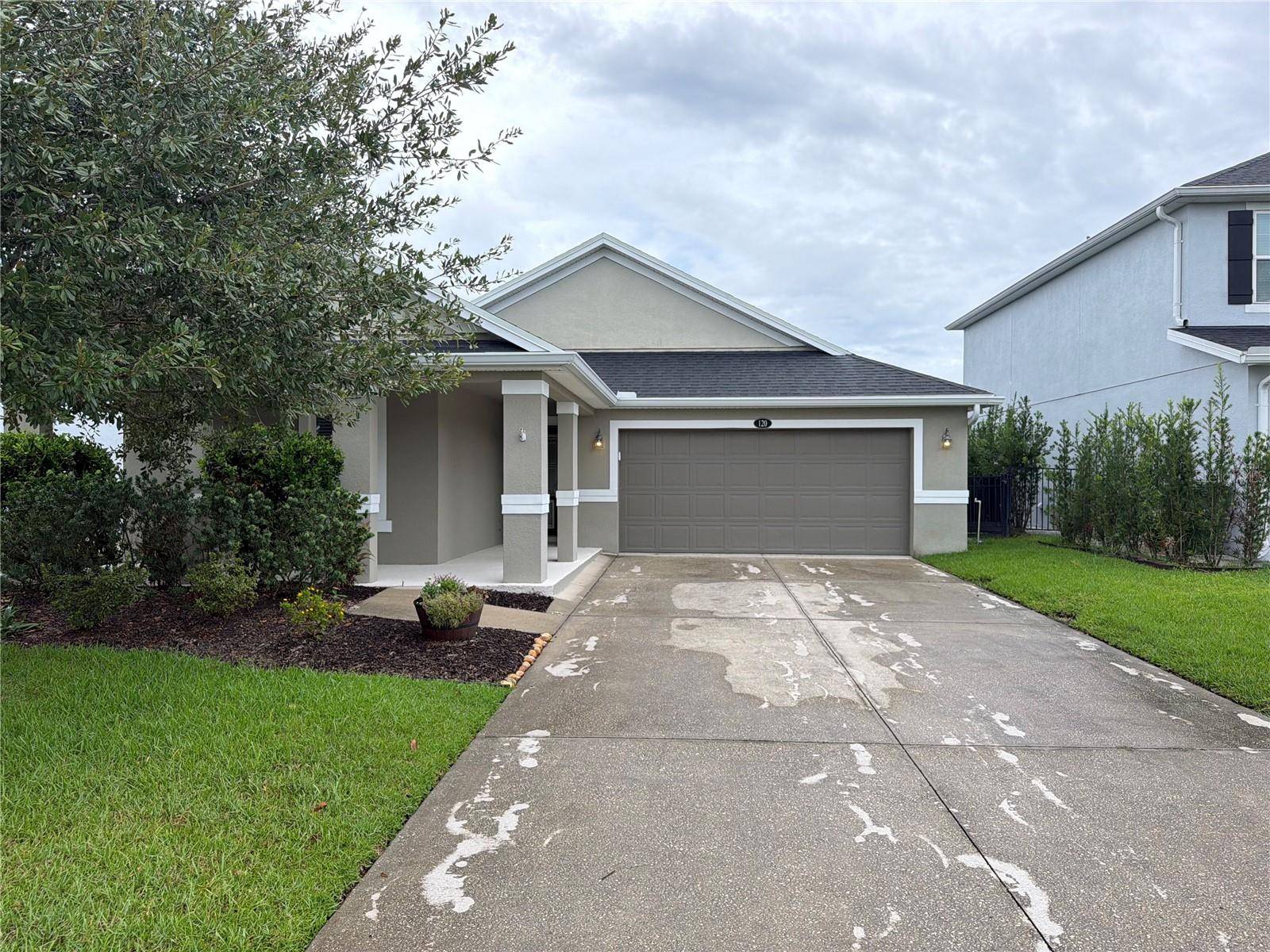 120 PRESTWICK GRANDE DR, Daytona Beach, FL 32124