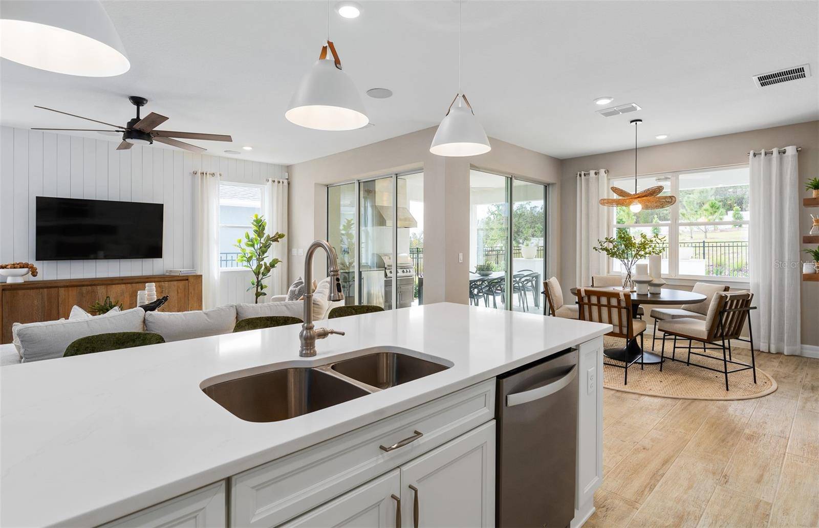 2656 BLOWING BREEZE AVENUE, Kissimmee, FL 34744
