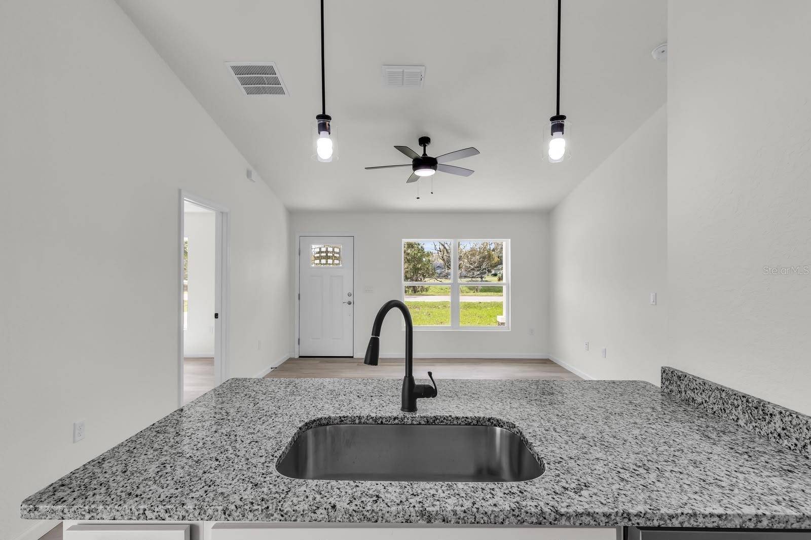 21950 SW MARINE BLVD, Dunnellon, FL 34431