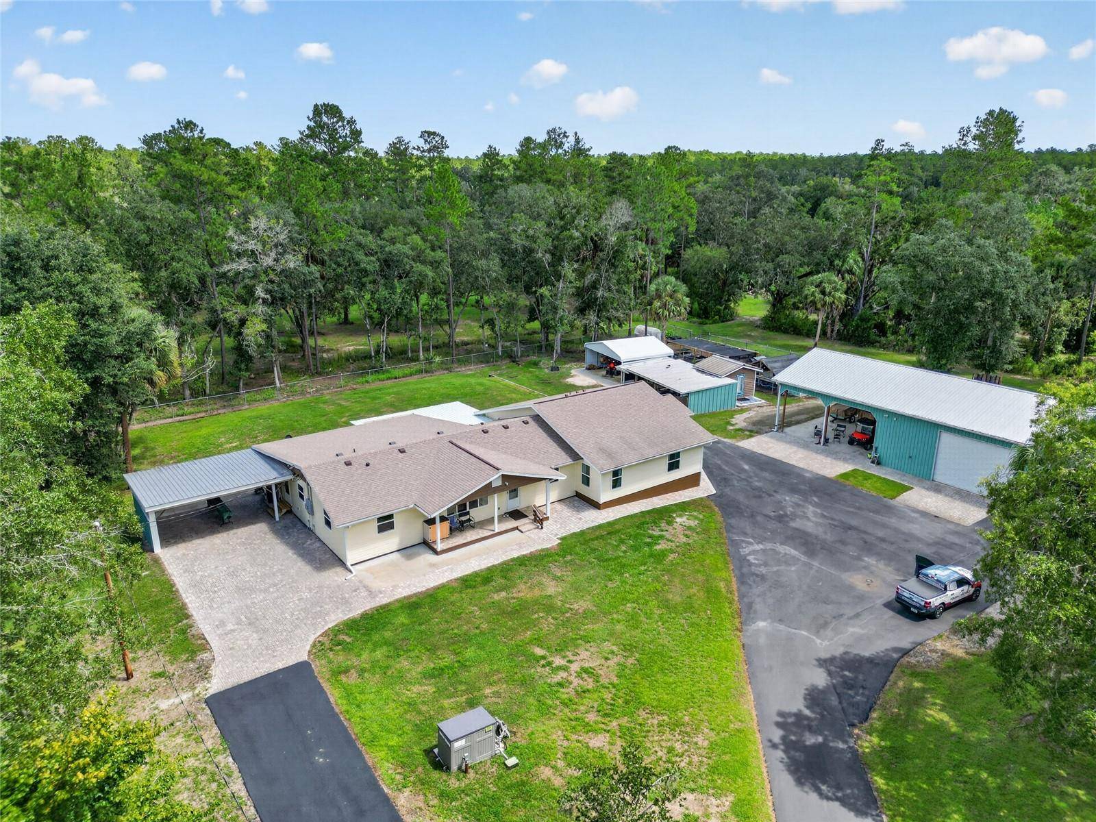 12151 NE 52ND PLACE RD, Silver Springs, FL 34488