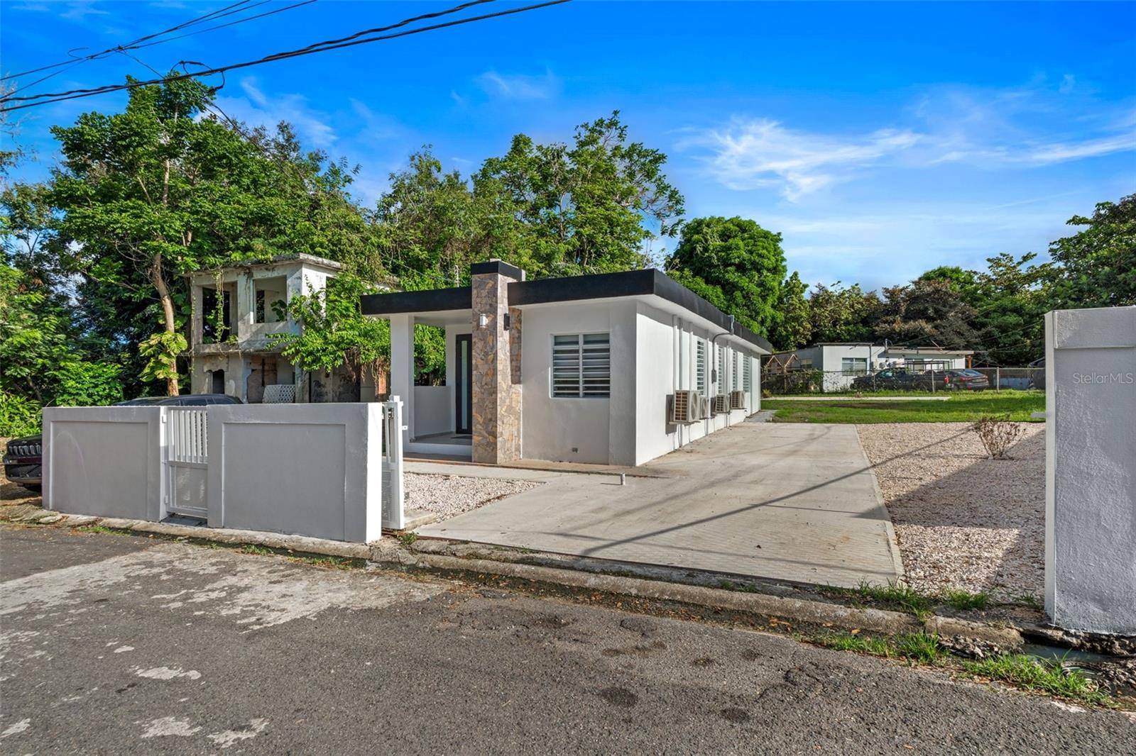 228 BO. PITAHAYA, Luquillo, PR 00773