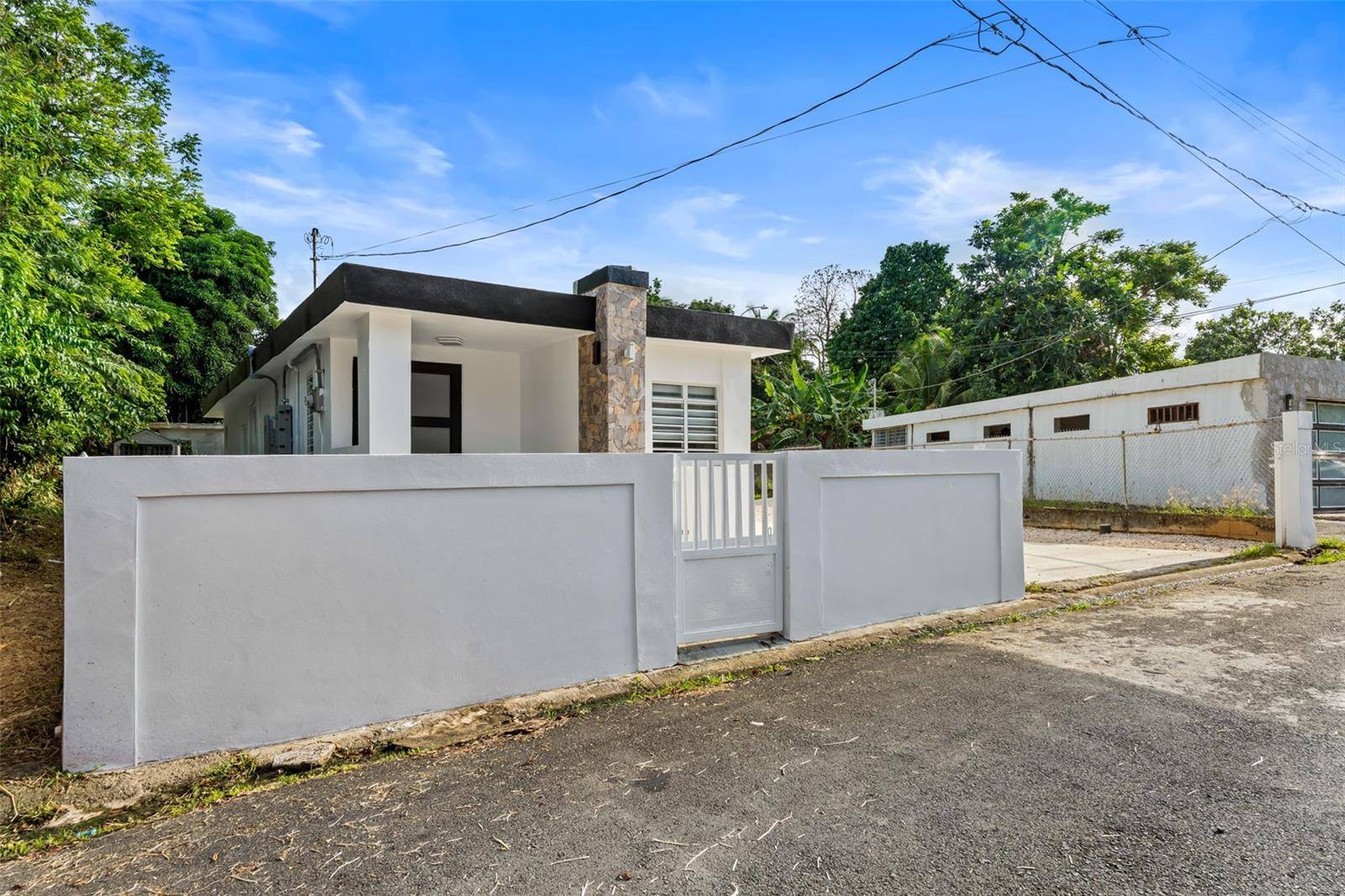 228 BO. PITAHAYA, Luquillo, PR 00773