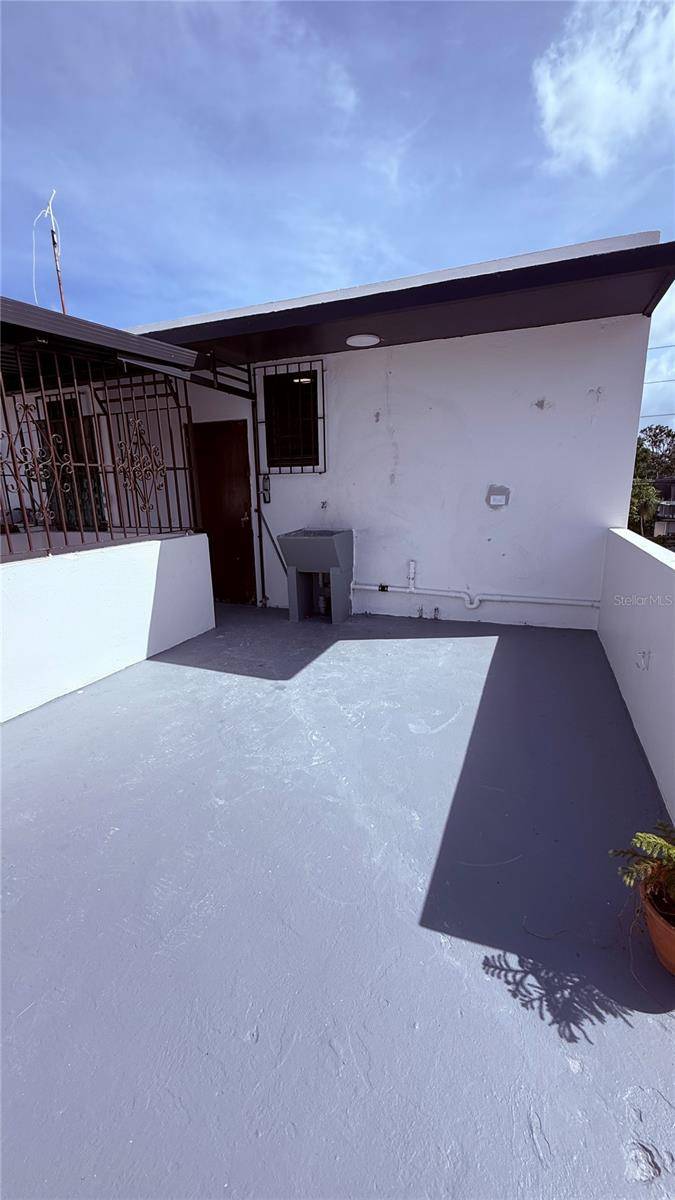 67 APT. 5 PH URB. GARCIA UBARRI, San Juan, PR 00925