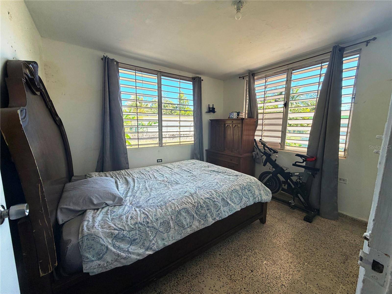 157-C 1st St MAMEYAL COMM., Dorado, PR 00646