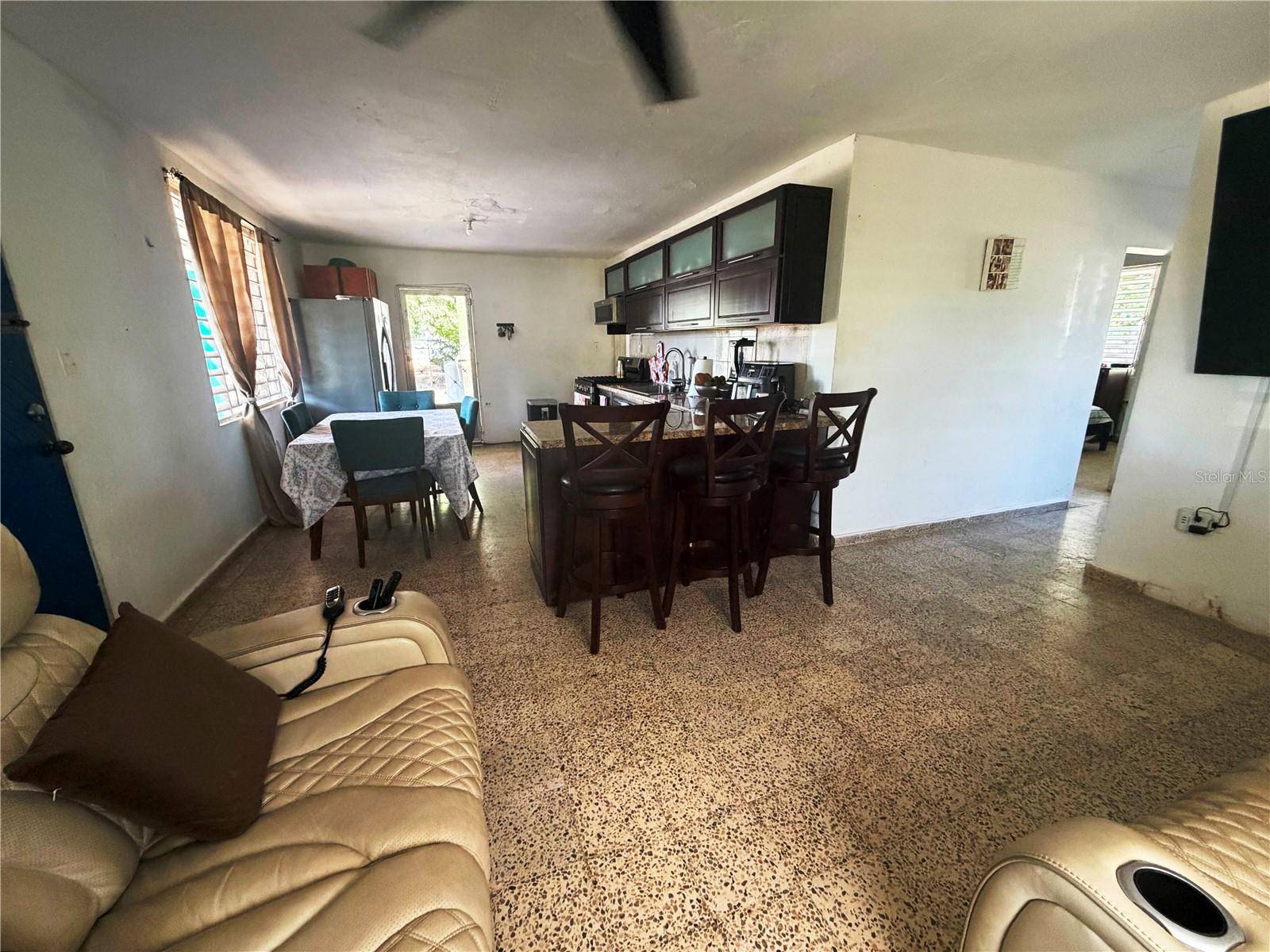 157-C 1st St MAMEYAL COMM., Dorado, PR 00646
