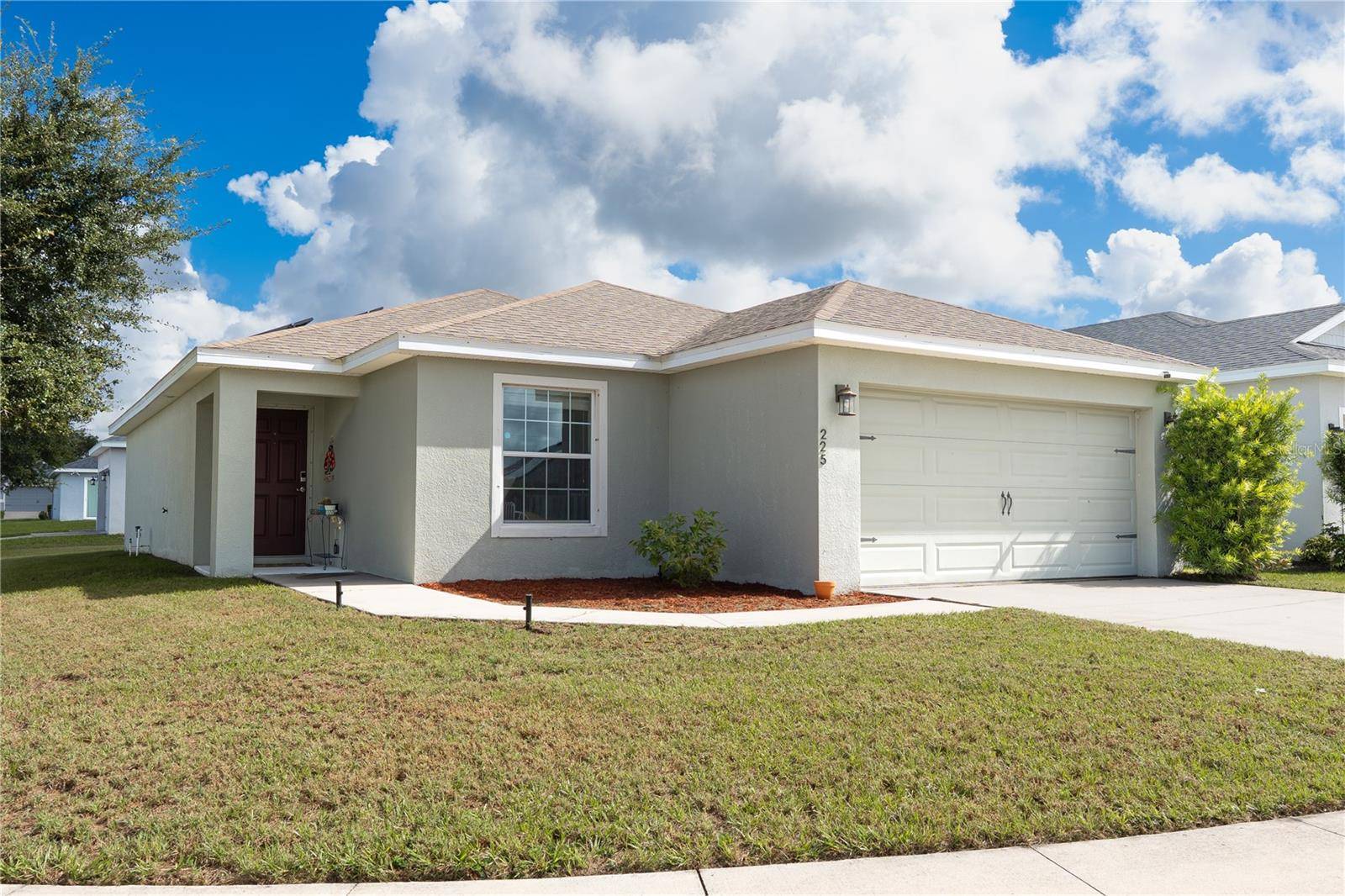 225 SANDESTIN DR, Haines City, FL 33844
