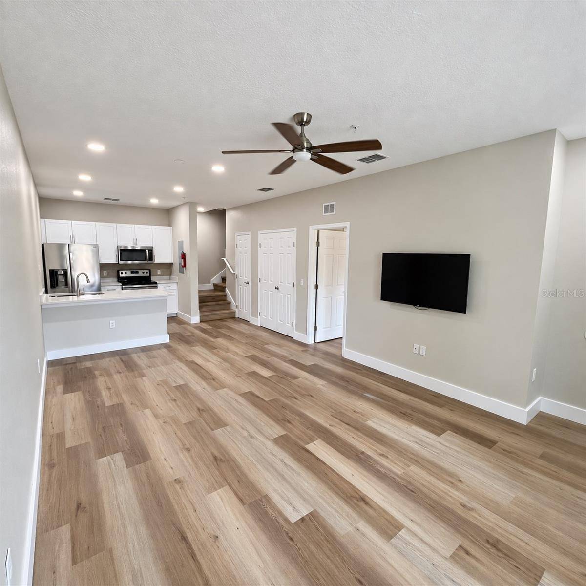 8921 SHINE DR, Kissimmee, FL 34747