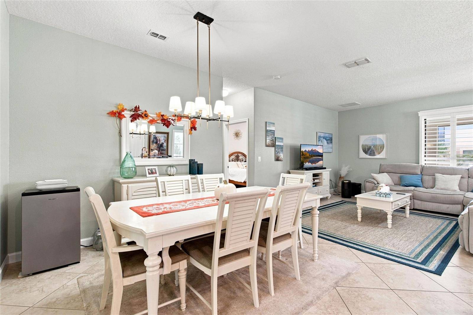 8961 DOVE VALLEY WAY, Davenport, FL 33896