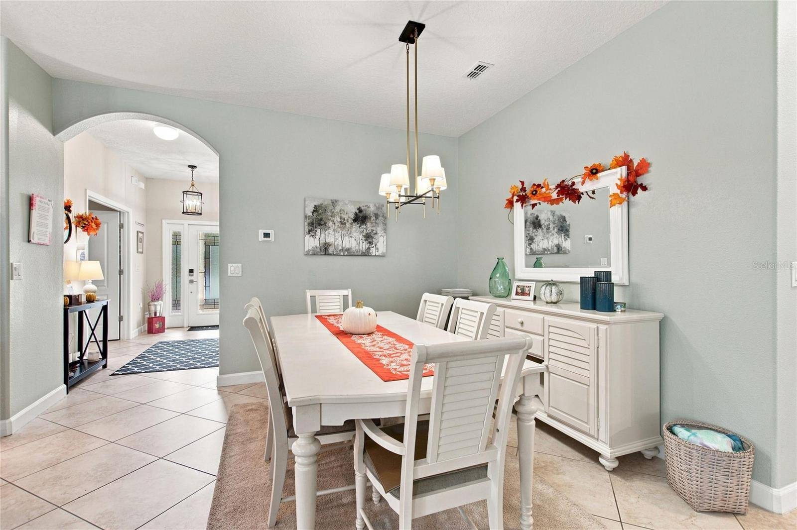 8961 DOVE VALLEY WAY, Davenport, FL 33896