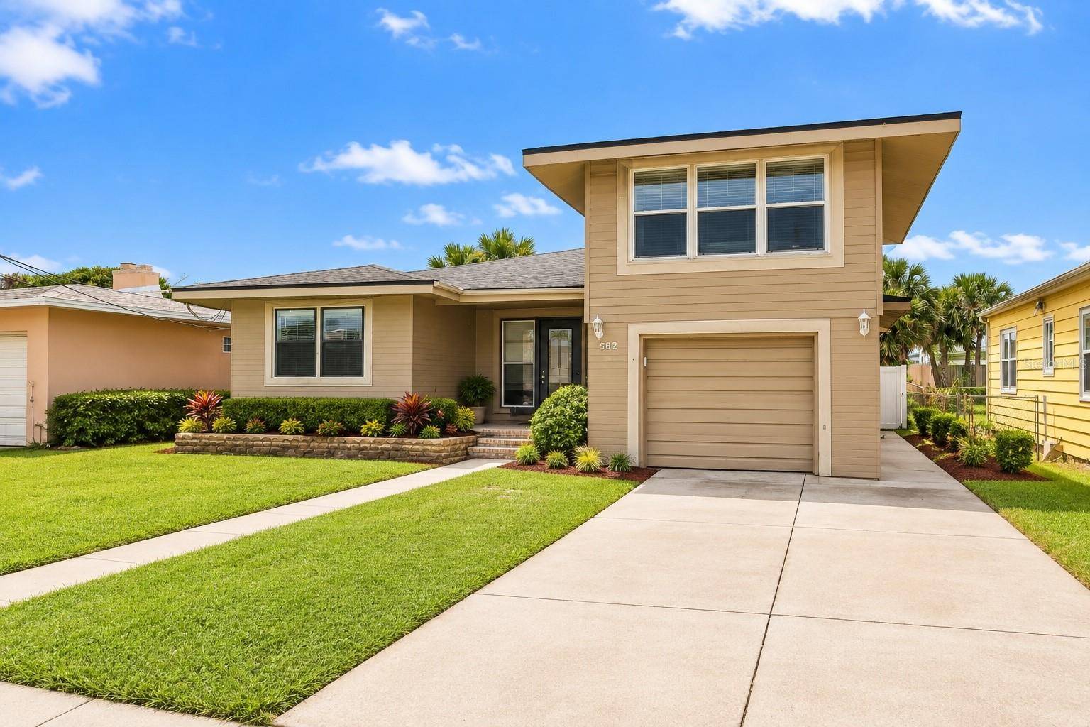 582 REVILO BLVD, Daytona Beach, FL 32118