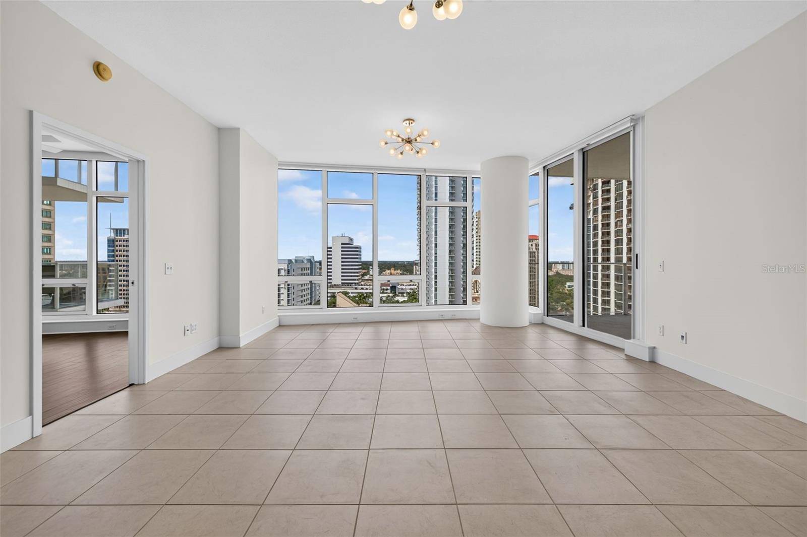 175 1ST ST S #1801, St Petersburg, FL 33701