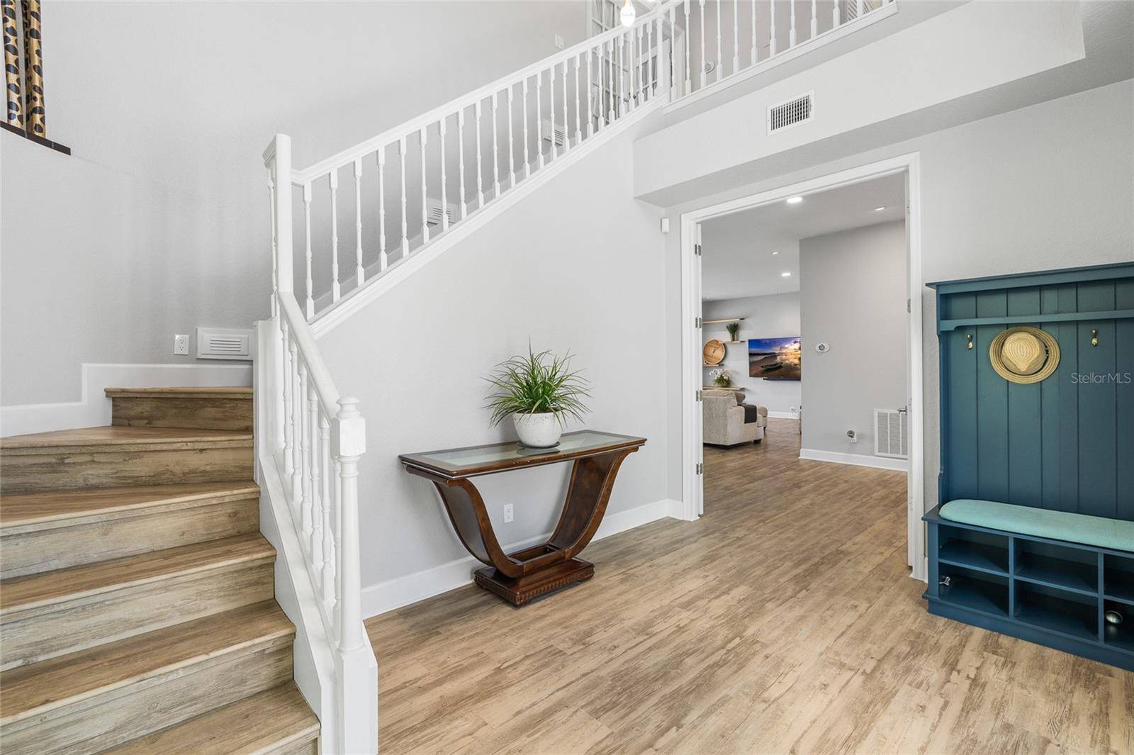 2106 PELICAN CT, Tarpon Springs, FL 34689