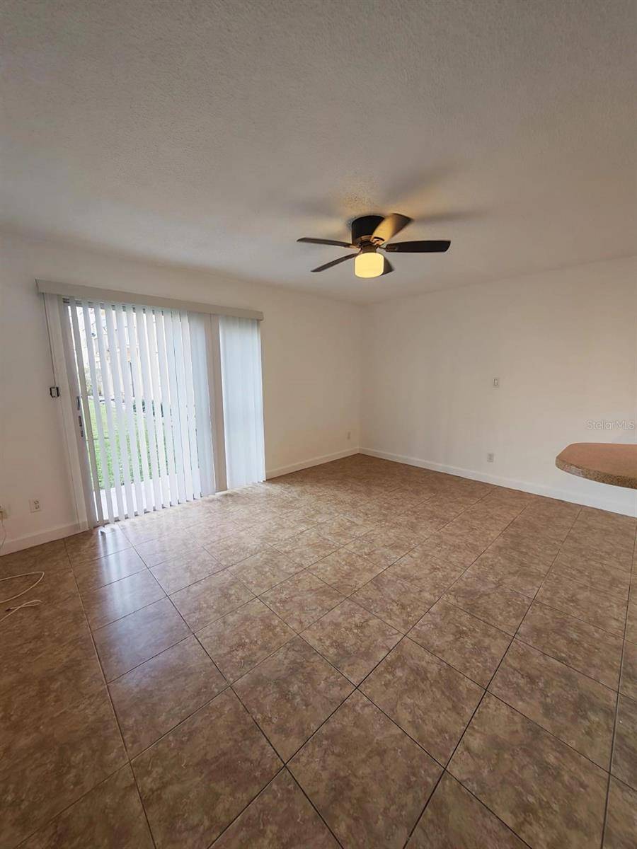 5820 N CHURCH AVE #112, Tampa, FL 33614