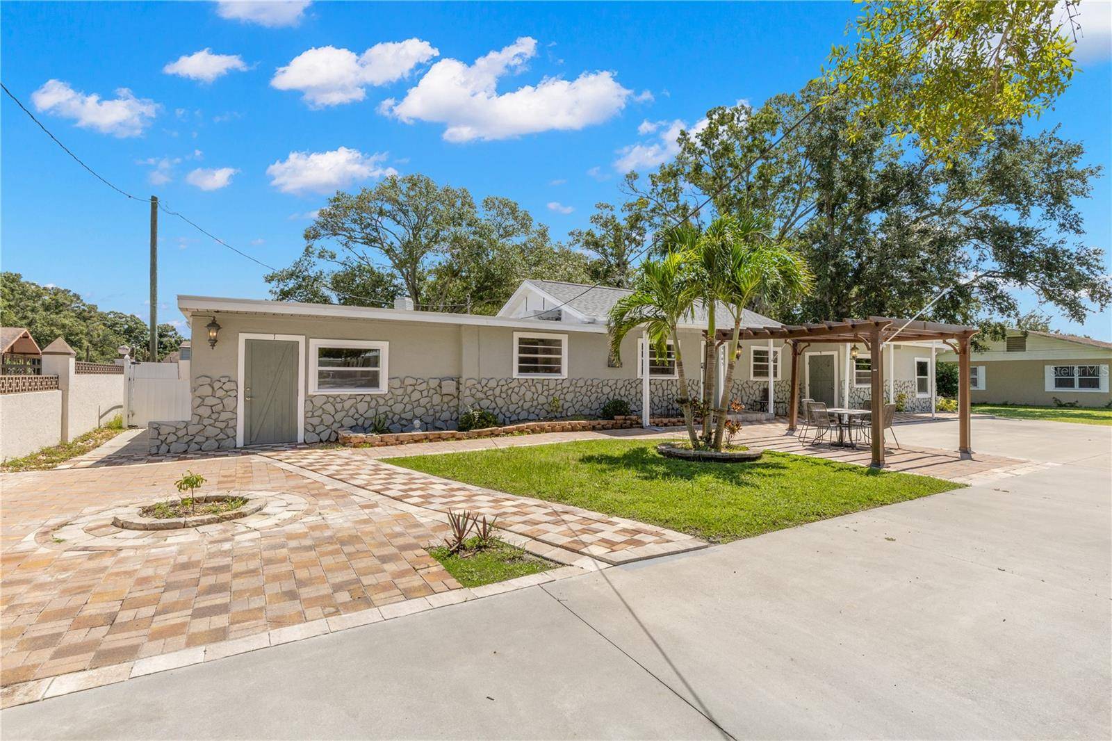 9845 60TH ST, Pinellas Park, FL 33782