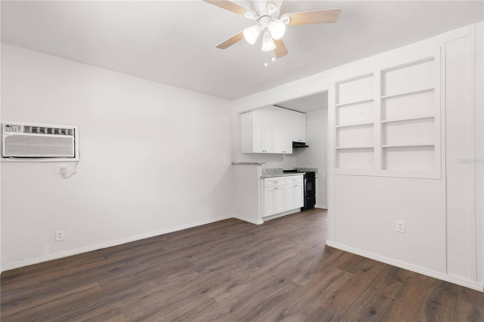 9845 60TH ST, Pinellas Park, FL 33782