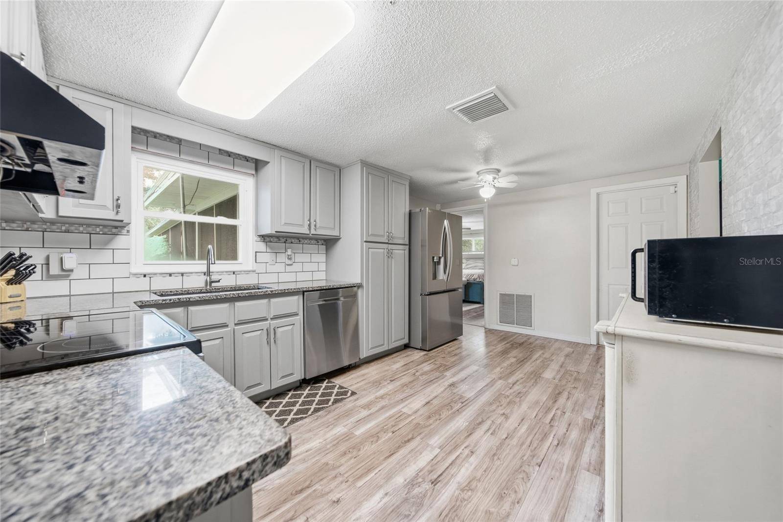 37421 LAYTON RD, Dade City, FL 33525