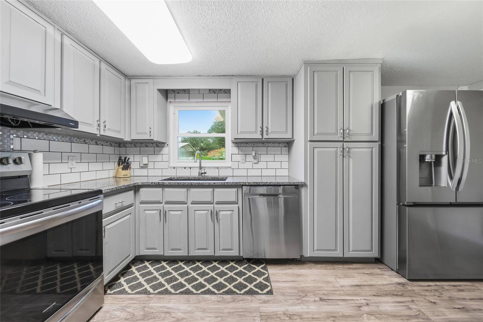 37421 LAYTON RD, Dade City, FL 33525