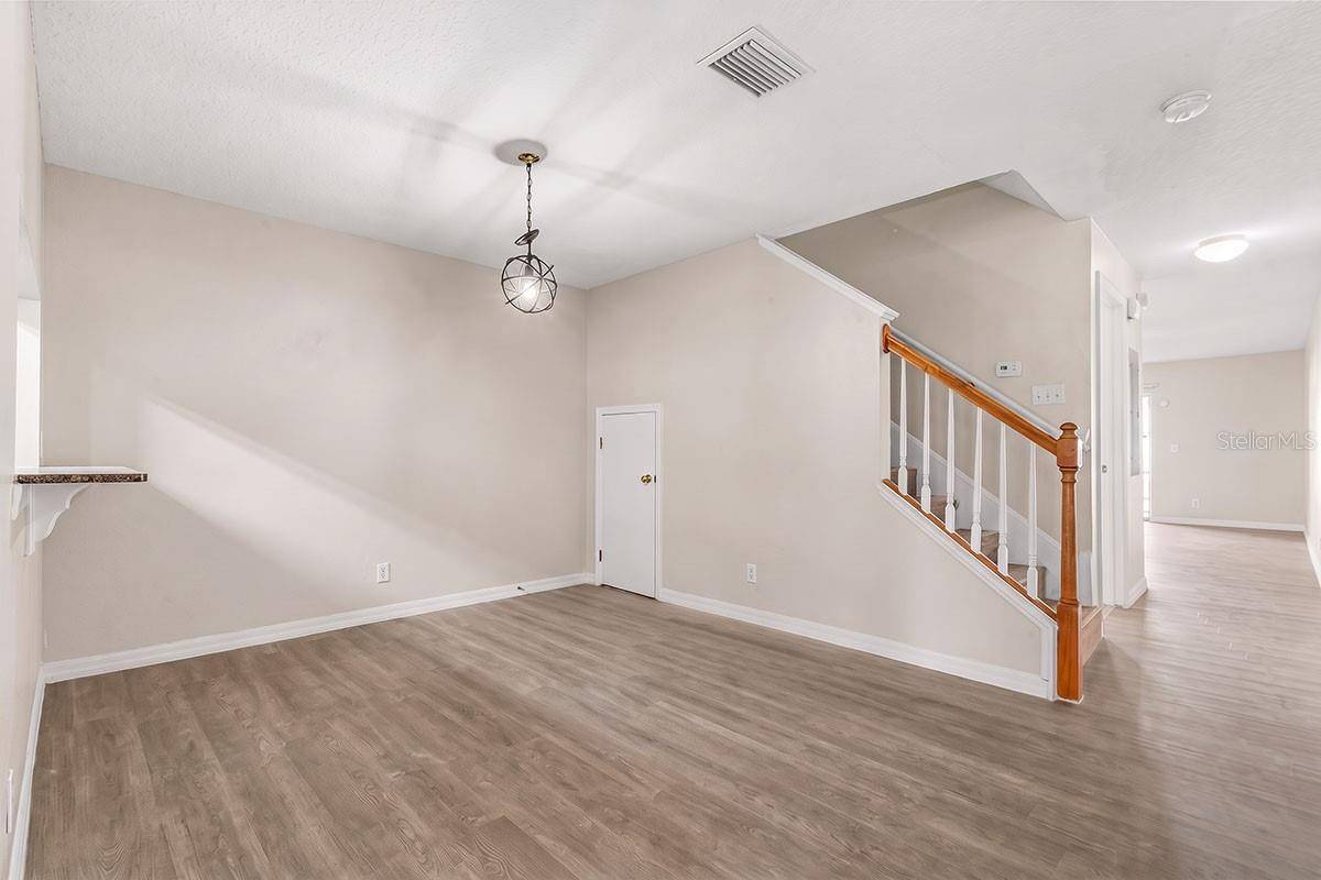 211 PENMARK STONE PL, Valrico, FL 33594