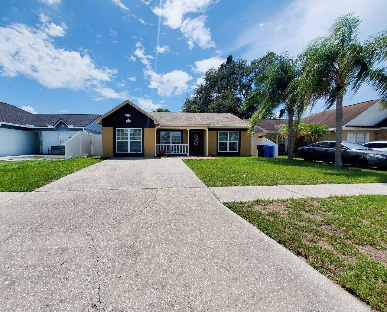 6832 SWAIN AVE, Tampa, FL 33625