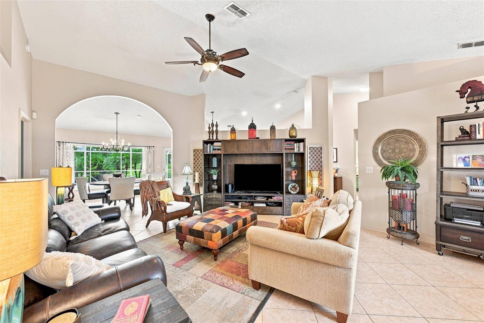 308 CALOOSA PALMS CT, Sun City Center, FL 33573