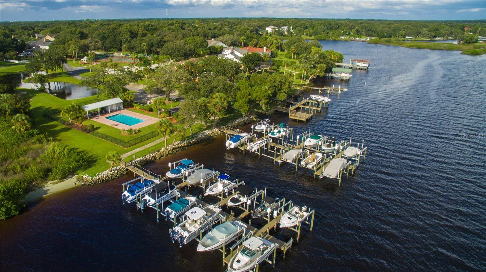 8809 EAGLE WATCH DR, Riverview, FL 33578