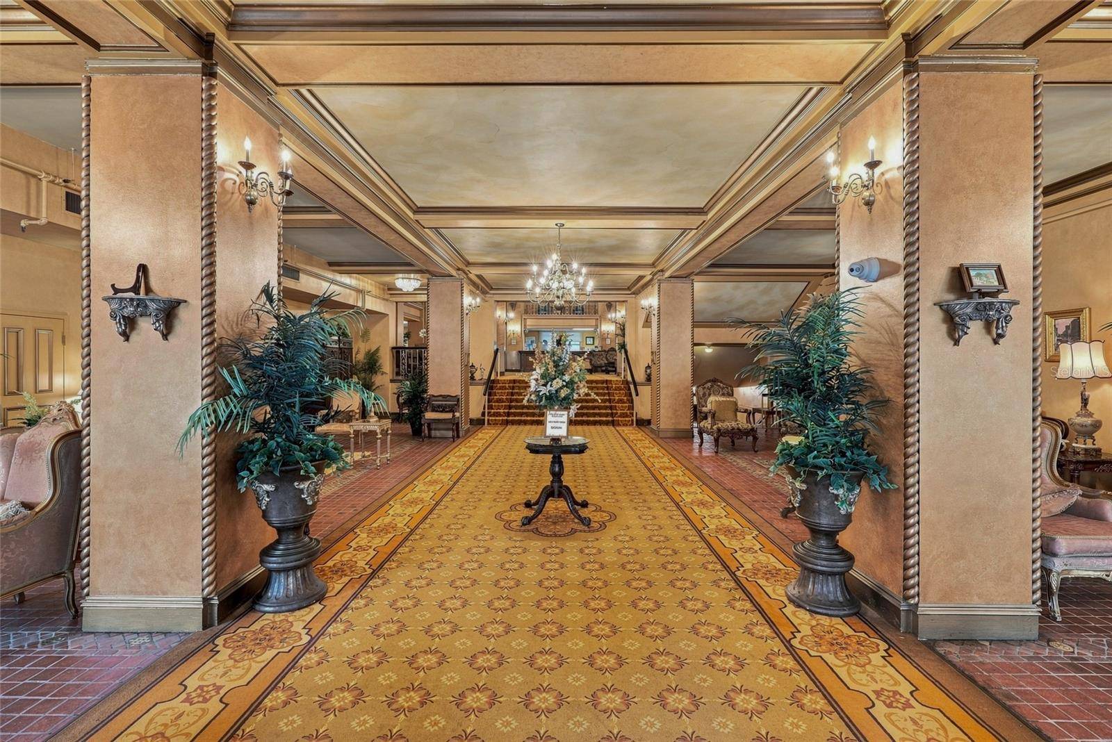 411 1ST AVE N #308, St Petersburg, FL 33701