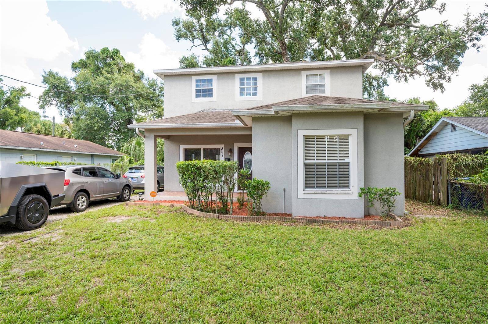 8213 N KLONDYKE ST, Tampa, FL 33604