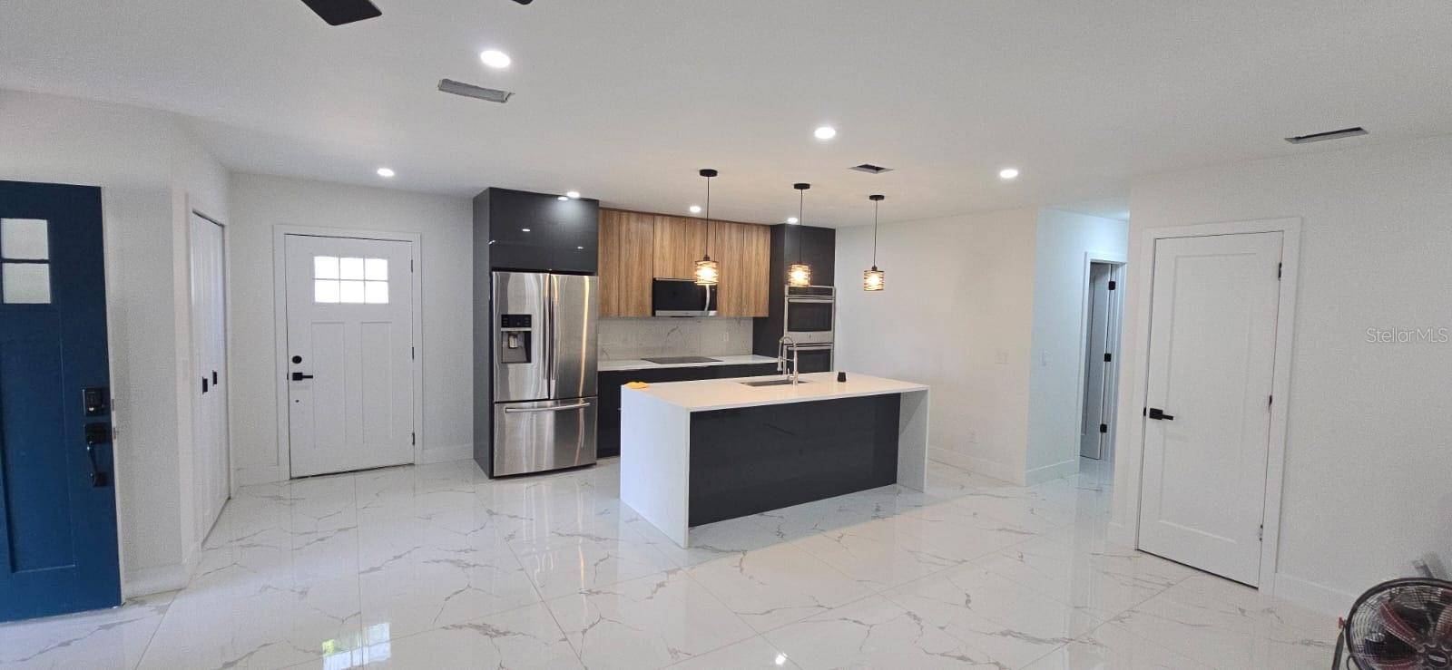 4112 W WALLACE AVE, Tampa, FL 33611