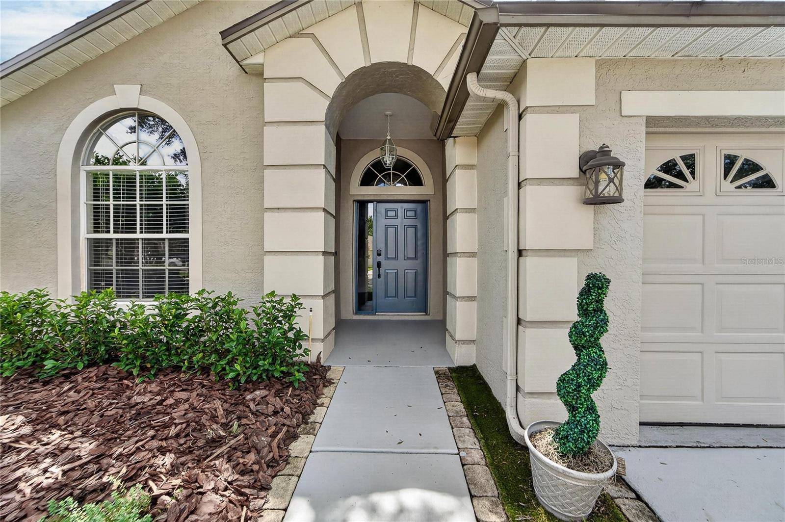 6106 CHALON CT, Lutz, FL 33558