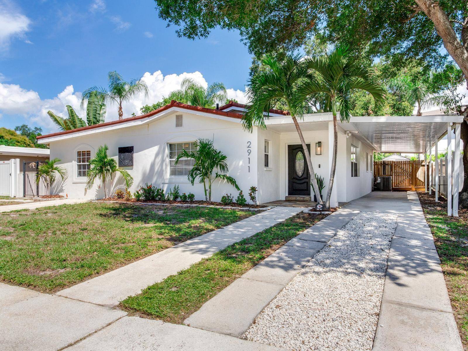 2911 W WINTHROP RD, Tampa, FL 33611