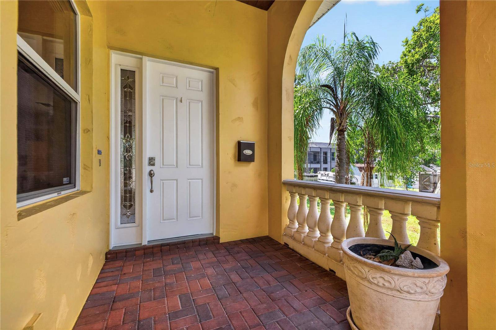 1766 BAYOU GRANDE BLVD NE, St Petersburg, FL 33703