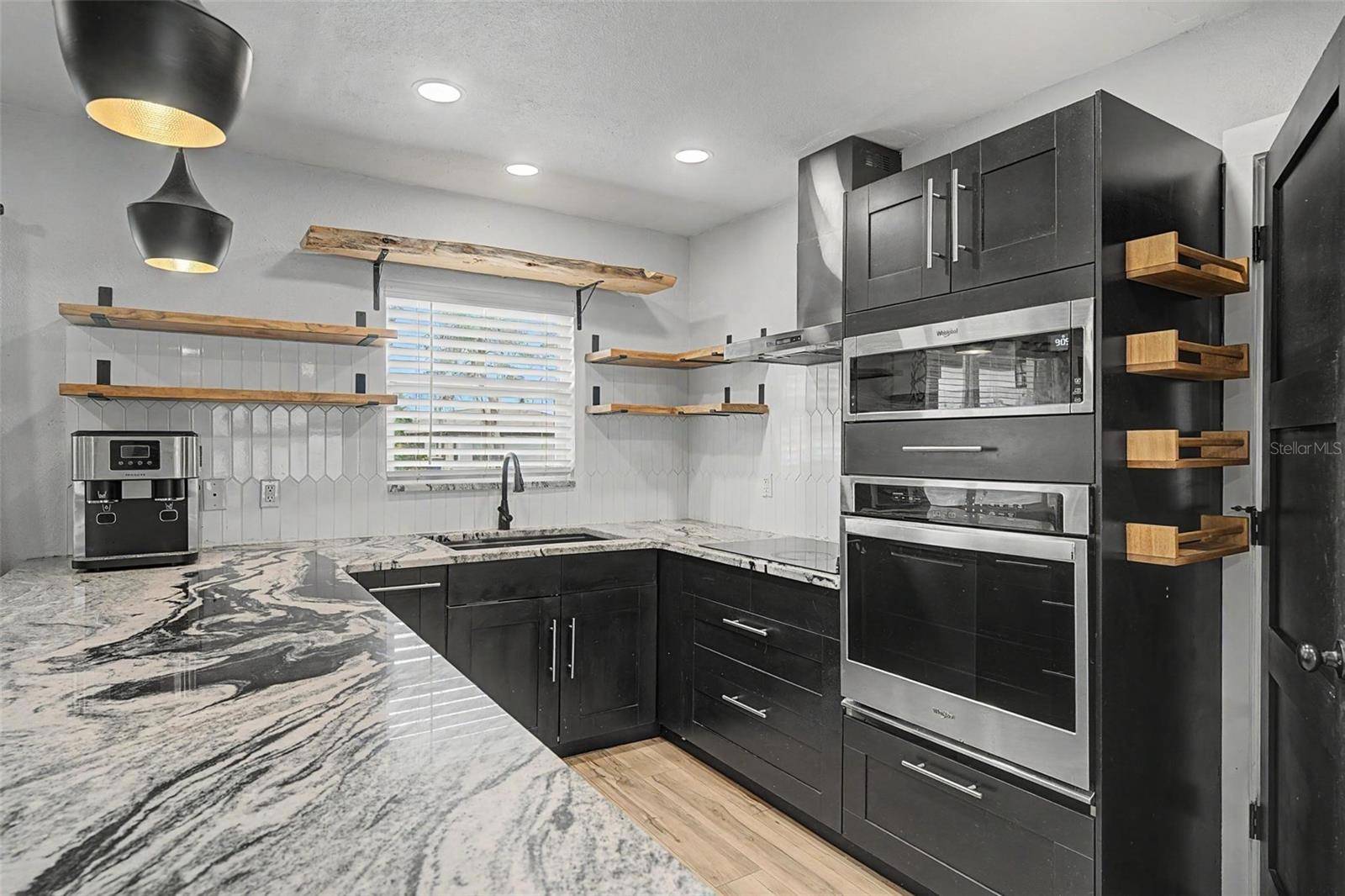 1304 PARKWOOD ST, Clearwater, FL 33755