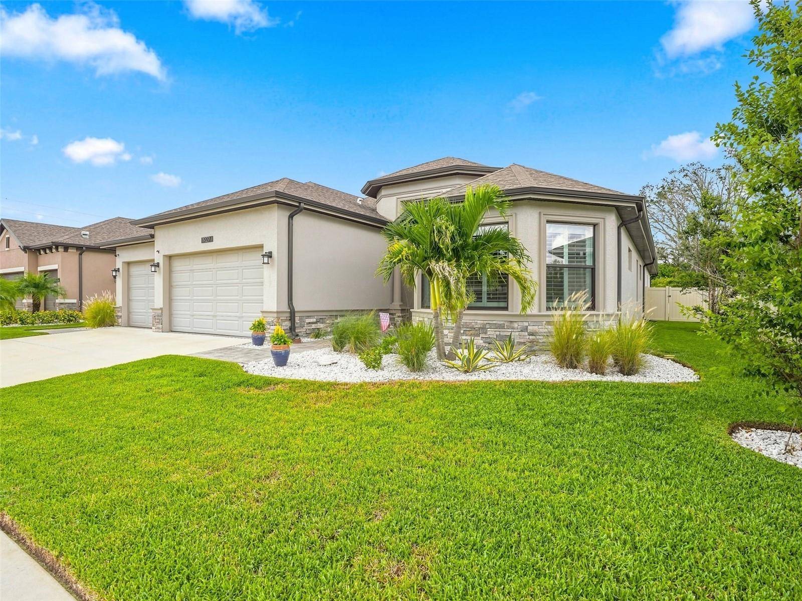 1927 JULLEE LN, Palm Harbor, FL 34683