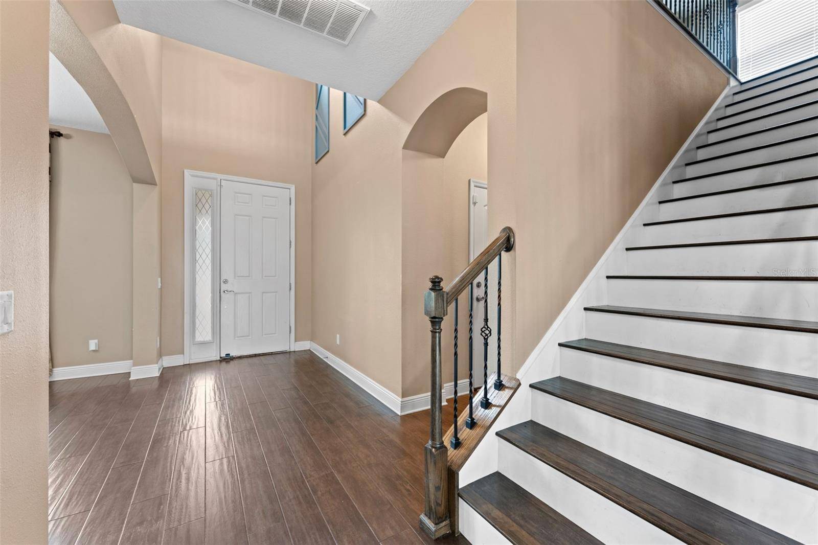 19184 LONG LAKE RANCH BLVD, Lutz, FL 33558