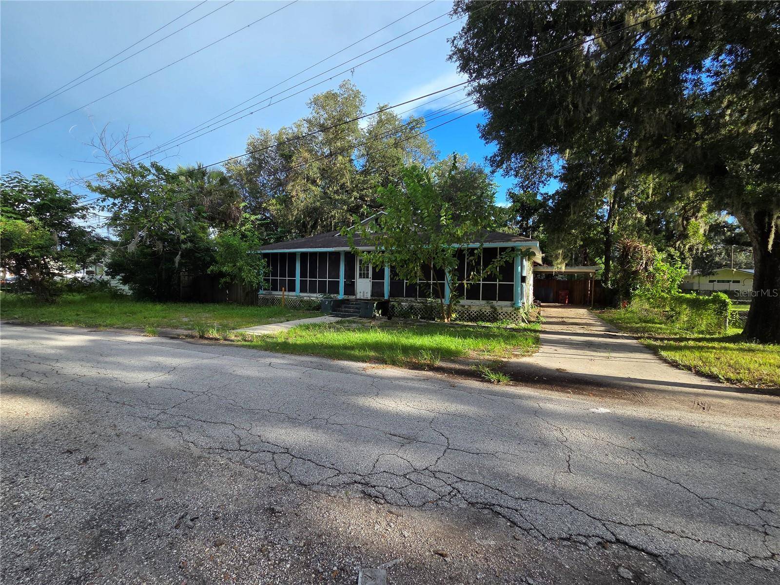 113 W STRICKLAND ST, Plant City, FL 33563
