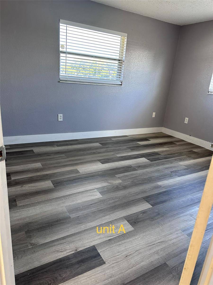 11316 WALSINGHAM RD, Seminole, FL 33778