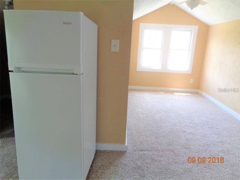 1411 E NEW YORK AVE, Deland, FL 32724