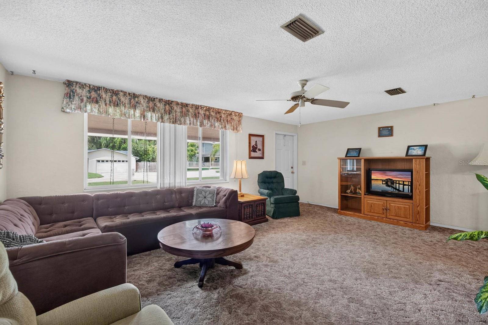 2152 SWOOPE DR, New Smyrna Beach, FL 32168