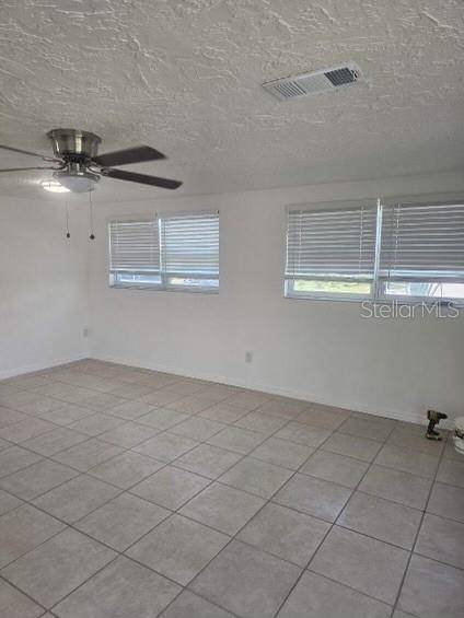 9800 HIDDEN LN #1, Port Richey, FL 34668