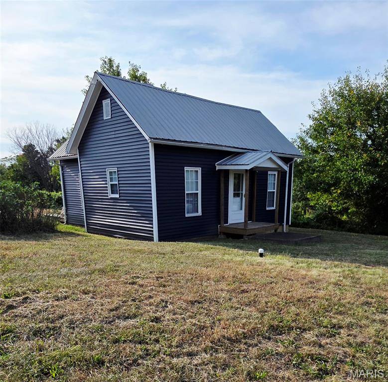 322 and 318 Palmyra ST, Perry, MO 63462