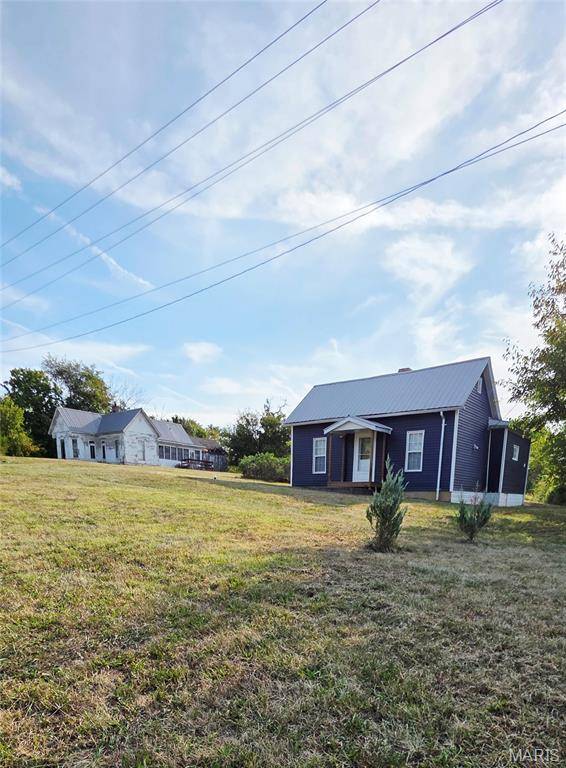 322 and 318 Palmyra ST, Perry, MO 63462