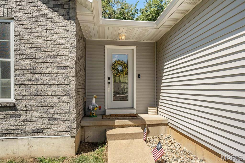 2201 Ashton Hills CT, Washington, MO 63090