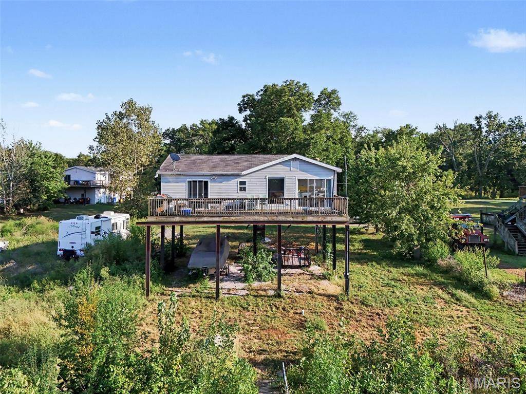 11 Woods Creek RD, St Charles, MO 63301