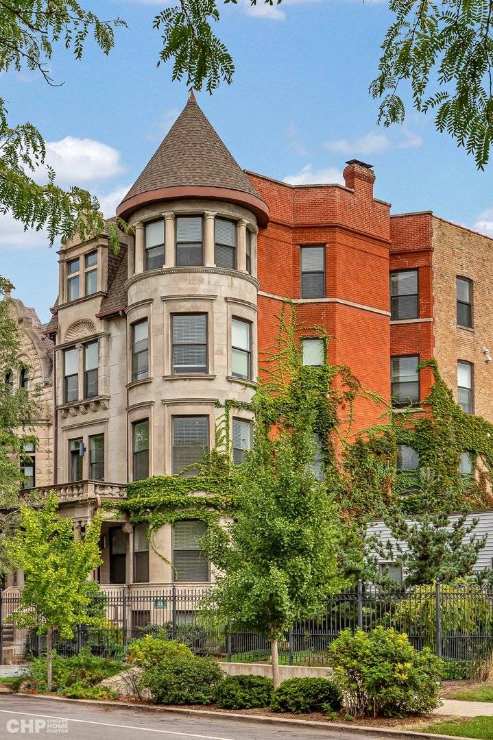 3967 S Drexel BLVD, Chicago, IL 60653