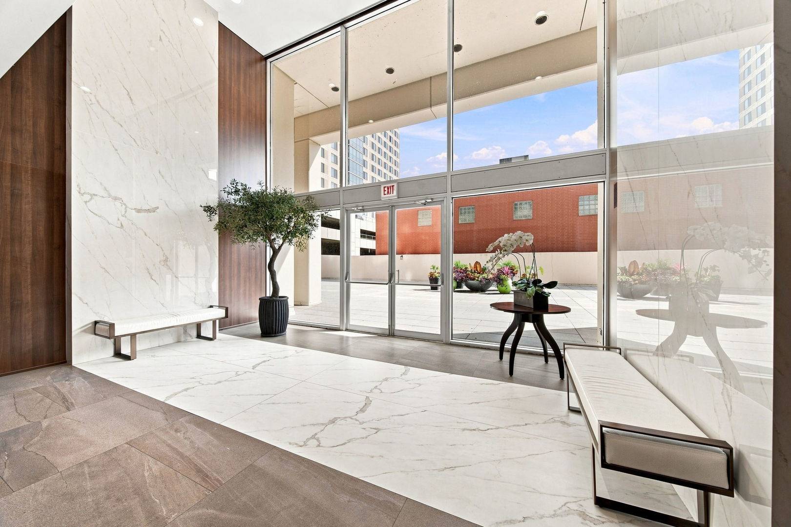 5201 S Cornell AVE #4C, Chicago, IL 60615