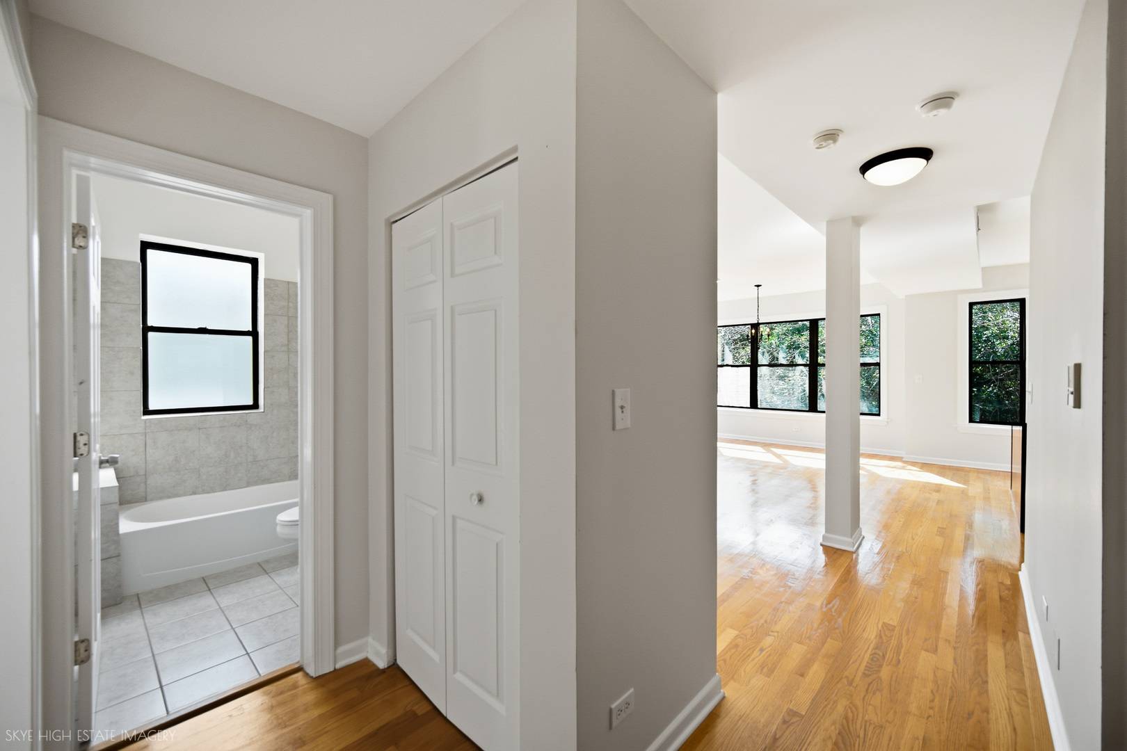 5219 S Drexel AVE #3, Chicago, IL 60615