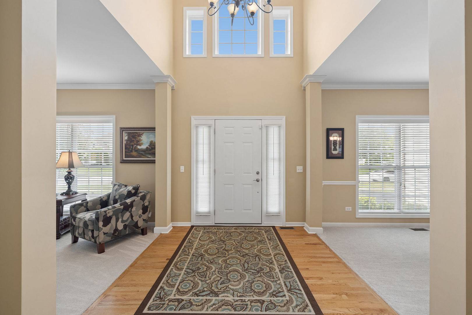 12237 Winterberry LN, Plainfield, IL 60585