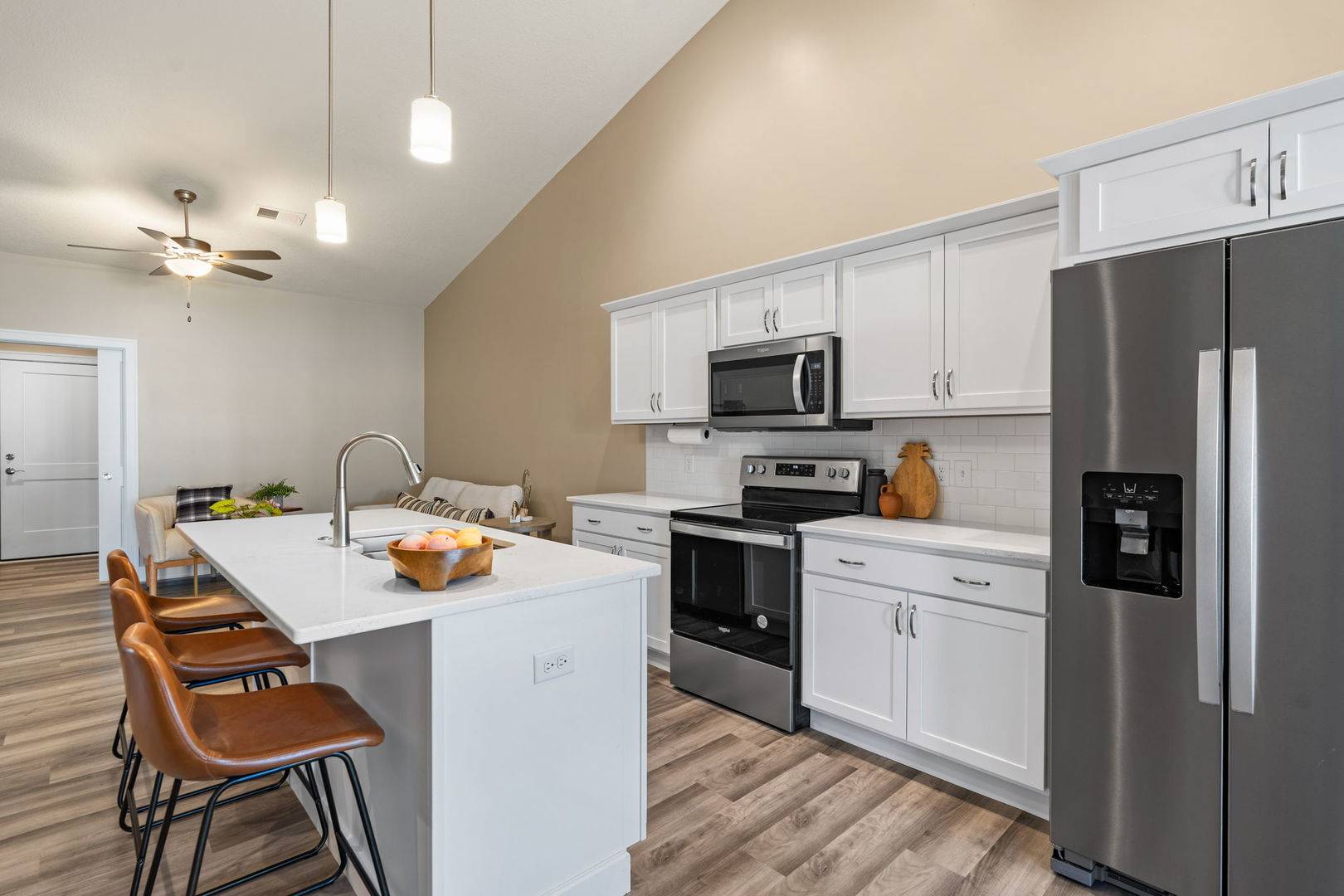 127 Beacon Harbor Pkwy, East Moline, IL 61244