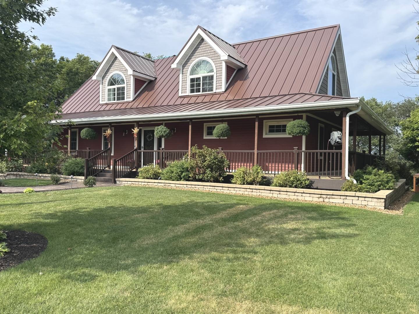 2220 Sunset View LN, Kankakee, IL 60901